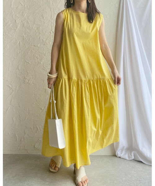 She's Closet(シーズクローゼット)の「コットンティアードノースリーブロングワンピース(ワンピース・レディース・ブラック/ブラウン/イエロー/グリーン/アイボリー・FREE)」の5枚目の写真