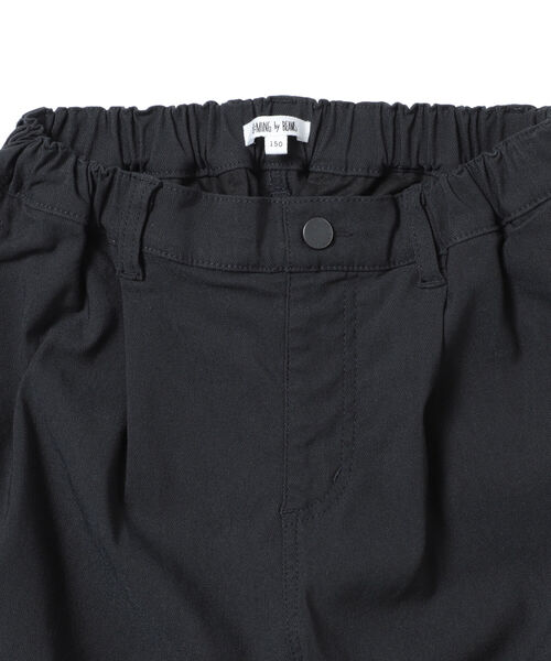 B:MING by BEAMS（ビーミングバイビームス）の「B:MING by BEAMS / らくらく タックチノパンツ（90~150cm）（チノパンツ・キッズ・ブラック/ベージュ/オリーブ/レッド系その他・90/100/110/120/130/140/150/160）」の19枚目の写真