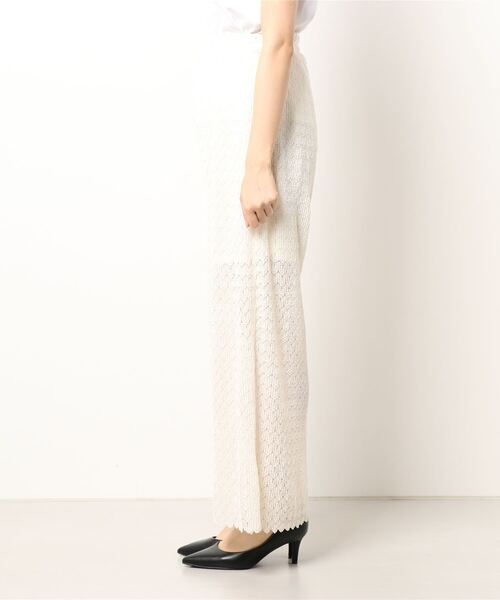 ems excite（エムズエキサイト）の「柄レースプリーツパンツ（その他パンツ・レディース・アイボリー/ブルー/ブラック・FREE）」の12枚目の写真