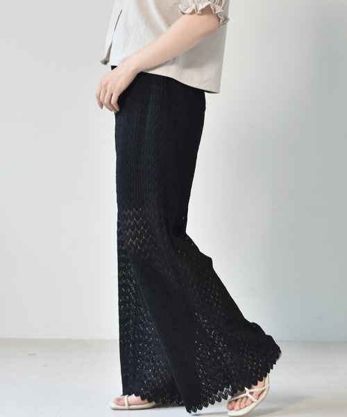 ems excite（エムズエキサイト）の「柄レースプリーツパンツ（その他パンツ・レディース・アイボリー/ブルー/ブラック・FREE）」の14枚目の写真