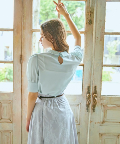 BE RADIANCE(ビーラディエンス)の「衿刺繍デシンブラウス(シャツ/ブラウス・レディース・オフホワイト/ラベンダー/ミント・FREE)」の5枚目の写真