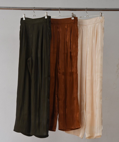 I_am(アイアム)の「glossy satin pants(その他パンツ・レディース・オフホワイト/カーキ/オレンジ・S/M)」の18枚目の写真