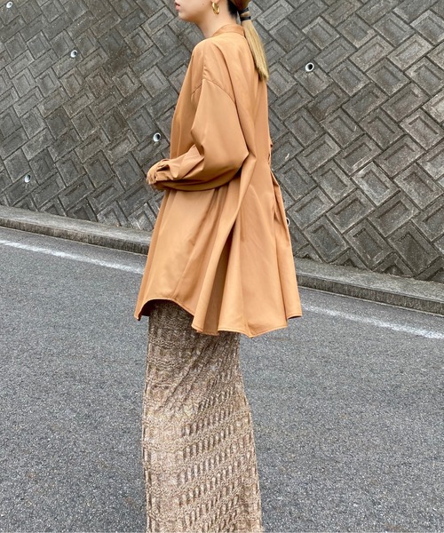 y/m by RIKA(イムバイリカ)の「サテンバックタックチュニックシャツ(シャツ/ブラウス・レディース・ライトブラウン/ブラック・FREE)」の22枚目の写真