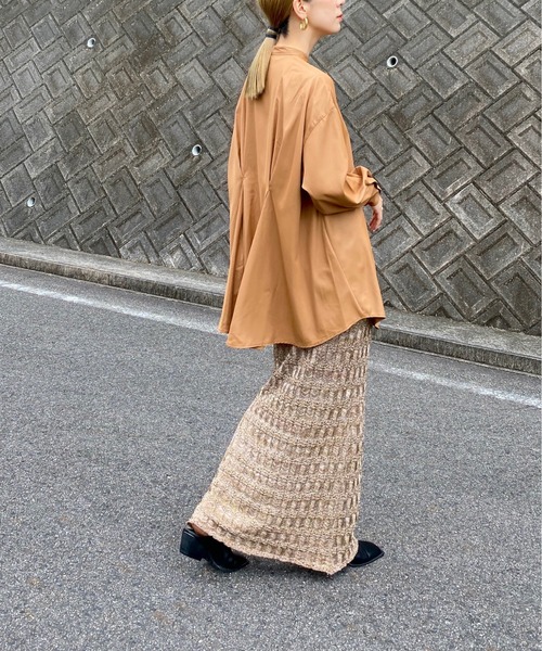 y/m by RIKA(イムバイリカ)の「サテンバックタックチュニックシャツ(シャツ/ブラウス・レディース・ライトブラウン/ブラック・FREE)」の7枚目の写真