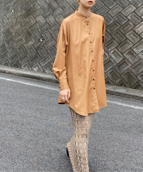 y/m by RIKA(イムバイリカ)の「サテンバックタックチュニックシャツ(シャツ/ブラウス・レディース・ライトブラウン/ブラック・FREE)」の13枚目の写真