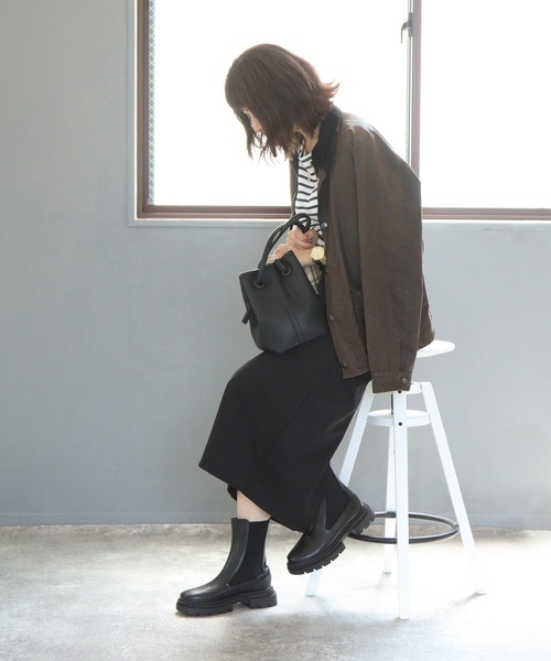 grandfleur（グランドフルール）の「厚底トラックソールサイドゴアブーツ/ミドルブーツ（ブーツ・レディース・ブラック・LL/3L/S/M/L）」の22枚目の写真