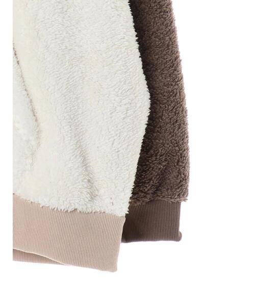 koe（コエ）の「Penfieldシャギーボアジップパーカー*（ブルゾン・レディース・ブラック/オフホワイト/A・L/M）」の16枚目の写真