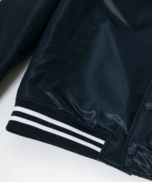 MAJESTIC（マジェスティック）の「Majestics◆スタジャン/ナイロンジャケット（スタジャン・メンズ・ブラック/ネイビー・S/M/L/XL）」の8枚目の写真