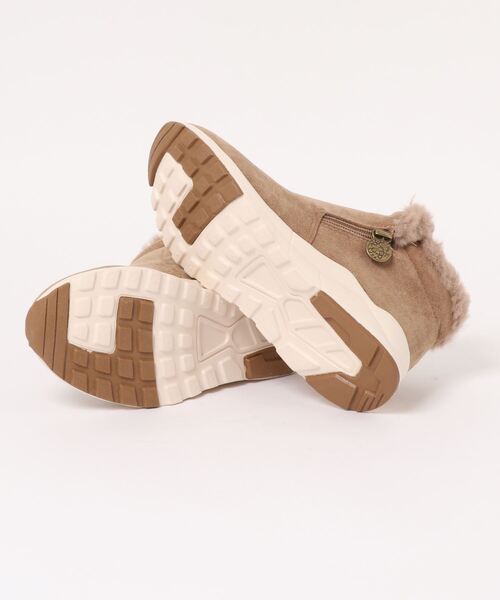 earth music&ecology Blue Label（アースミュージックアンドエコロジーブルーレーベル）の「【earthmusic&ecology Blue Label】　軽量サイドファスナーボアブーツ　EM-804（ブーツ・レディース・ベージュ/グレー・LL/S/M/L）」の4枚目の写真