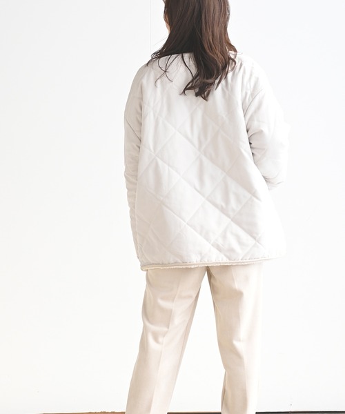 rps（アールピーエス）の「ピーチキルト×ボアリバーシブルコート（その他アウター・レディース・ベージュ/アイボリー/モカ/ライトカーキ・M）」の7枚目の写真