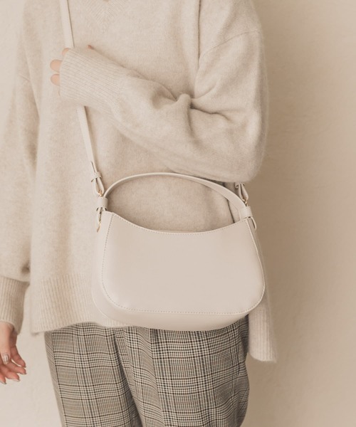 RODE SKO(ロデスコ)の「2WAYファーショルダーバッグ(ショルダーバッグ・レディース・アイボリー/モカ・ONE)」の10枚目の写真