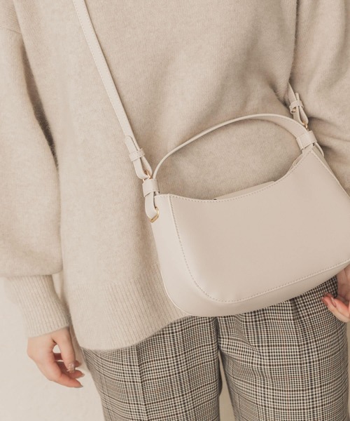 RODE SKO(ロデスコ)の「2WAYファーショルダーバッグ(ショルダーバッグ・レディース・アイボリー/モカ・ONE)」の21枚目の写真