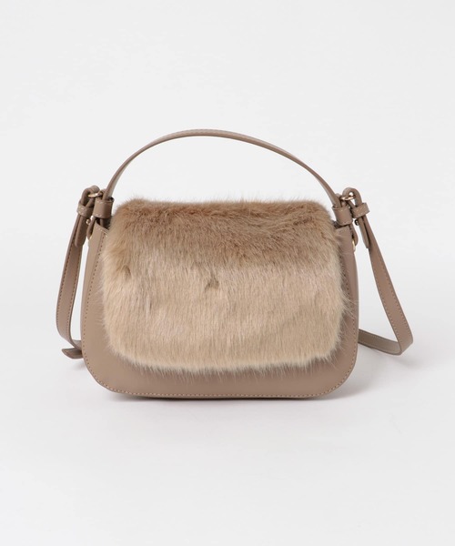 RODE SKO(ロデスコ)の「2WAYファーショルダーバッグ(ショルダーバッグ・レディース・アイボリー/モカ・ONE)」の9枚目の写真