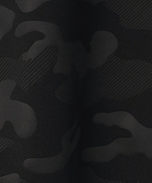 HIDEAWAYS NICOLE(ハイダウェイニコル)の「ダンボール迷彩エンボスプルオーバー(Tシャツ/カットソー・メンズ・ブラック/オフホワイト/ネイビー・MEDIUM/LARGE/X-LARGE)」の10枚目の写真