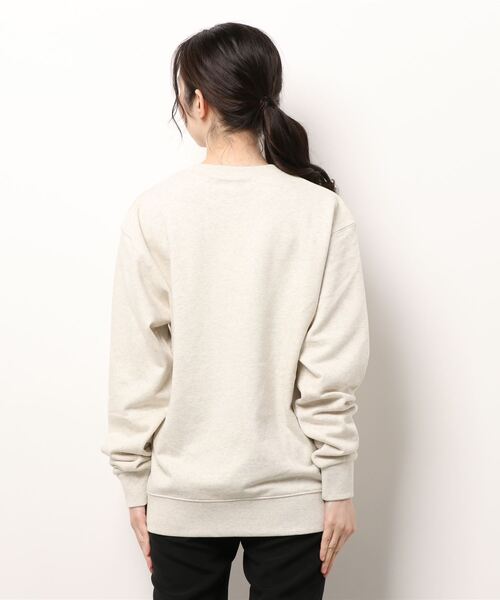 ADAM ET ROPE'(アダムエロペ)の「【アウトレット店舗・WEB限定】カレッジロゴスウェットプルオーバー(スウェット・レディース・グリーン/ワイン/ネイビー・FREE)」の5枚目の写真