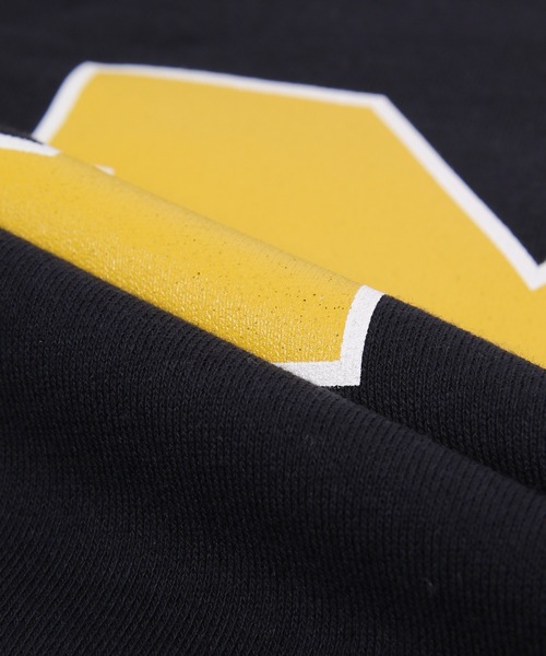 ADAM ET ROPE'(アダムエロペ)の「【アウトレット店舗・WEB限定】カレッジロゴスウェットプルオーバー(スウェット・レディース・グリーン/ワイン/ネイビー・FREE)」の15枚目の写真