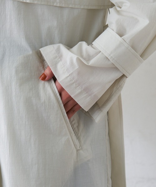 COLLAGE GALLARDAGALANTE(コラージュガリャルダガランテ)の「【OT】お出掛けに・お仕事に/軽量/ワッシャーナイロンシアーシャツコート/手洗い可(トレンチコート・レディース・スカイブルー系/ライトグレー・FREE)」の13枚目の写真