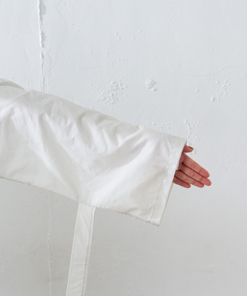 COLLAGE GALLARDAGALANTE(コラージュガリャルダガランテ)の「【OT】お出掛けに・お仕事に/軽量/ワッシャーナイロンシアーシャツコート/手洗い可(トレンチコート・レディース・スカイブルー系/ライトグレー・FREE)」の16枚目の写真