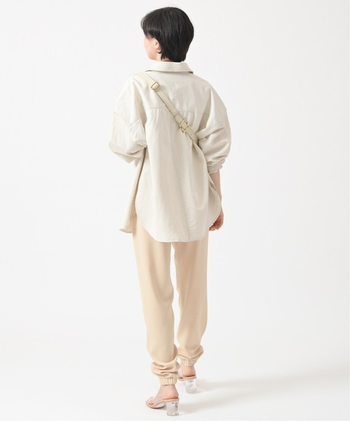 U by SPICK&SPAN(ユーバイスピックアンドスパン)の「綿麻スラブオーバーシャツ◆(シャツ/ブラウス・レディース・カーキ/アイボリー・FREE)」の11枚目の写真