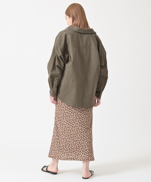 U by SPICK&SPAN(ユーバイスピックアンドスパン)の「綿麻スラブオーバーシャツ◆(シャツ/ブラウス・レディース・カーキ/アイボリー・FREE)」の19枚目の写真
