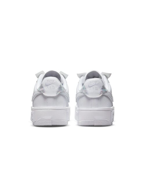 NIKE(ナイキ)の「ナイキ エア フォース 1 フォンタンカ ウィメンズシューズ / Nike Air Force 1 Fontanka Women's Shoes(スニーカー・レディース・ホワイト・23/23.5/24/24.5/25/29/25.5/27/28.5/22/28/26/22.5/27.5/26.5)」の5枚目の写真