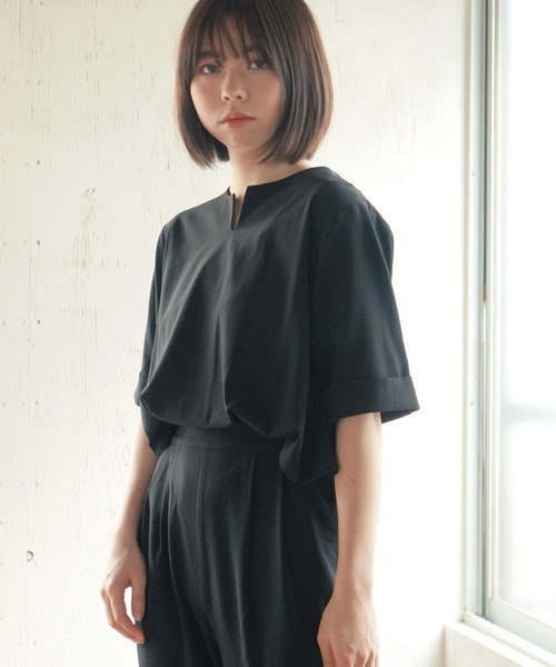 AULI（アウリィ）の「【低身長向けサイズ】バックスリットオールインワン（サロペット/オーバーオール・レディース・ブラック/カーキ/ライトベージュ・S/XS/XXS）」の6枚目の写真