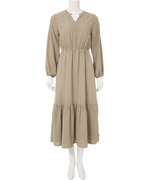 fifth（フィフス）の「ランダムドットティアードワンピース