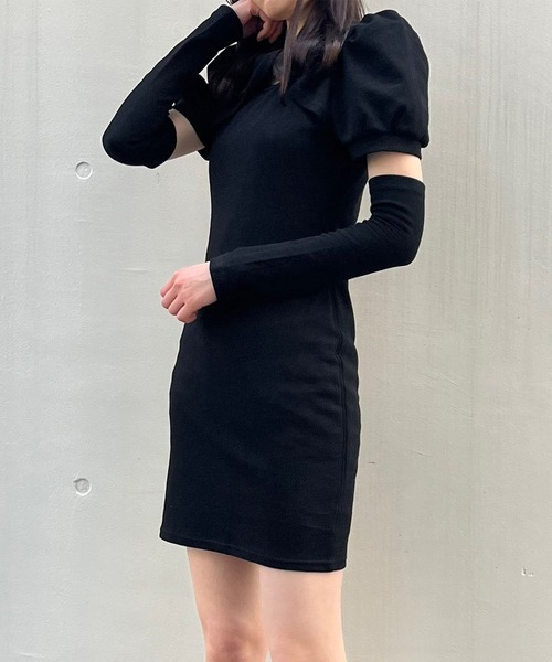 titty＆Co. PETIT by poyo（ティティーアンドコープティバイポヨ）の「【titty&Co.PETIT Produced by POYO】アームウォーマー付きデコルテオープンワンピース（ワンピース・レディース・ホワイト/ブラック・FREE）」の10枚目の写真