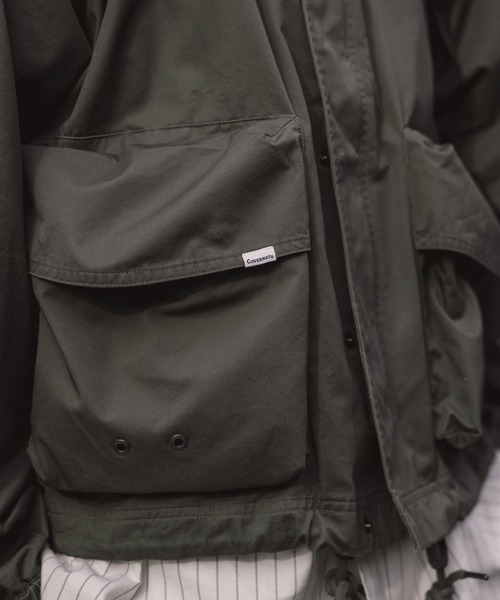 COVERNAT(カバーナット)の「【COVERNAT】M65 SHORT JACKET / カバーナット M65 ショート ミリタリー ジャケット(ミリタリージャケット・メンズ・ブラック/オリーブ・MEDIUM/LARGE)」の6枚目の写真