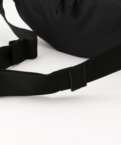 NIKE（ナイキ）の「WEB限定 NIKE/ナイキ HRTG HIP PACK/ヘリテージヒップパック（ボディバッグ/ウエストポーチ・メンズ・グレー/ブラック・ONE SIZE）」の7枚目の写真