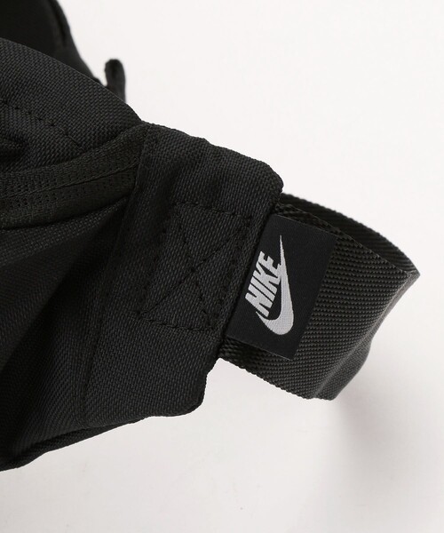 NIKE（ナイキ）の「WEB限定 NIKE/ナイキ HRTG HIP PACK/ヘリテージヒップパック（ボディバッグ/ウエストポーチ・メンズ・グレー/ブラック・ONE SIZE）」の8枚目の写真