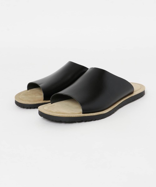 CORSO ROMA，9（コルソローマ）の「CORSO ROMA, 9　ワイドレザーXスウェードサンダル（サンダル・メンズ・ブラック・42/41/40）」の5枚目の写真