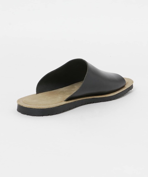 CORSO ROMA，9（コルソローマ）の「CORSO ROMA, 9　ワイドレザーXスウェードサンダル（サンダル・メンズ・ブラック・42/41/40）」の7枚目の写真