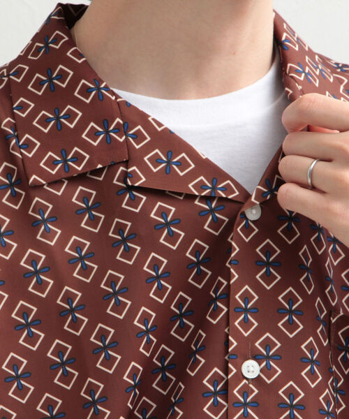 GLOSTER（グロスター）の「【圧巻の9柄展開のイチオシ半袖シャツが登場！】ジオメトリック/アート/フラワープリント アロハシャツ（シャツ/ブラウス・メンズ・ネイビー/グリーン系その他2/ブラック系その他4/ブラウン系その他3/ブラウン系その他4/ブラック系その他2/ブラック系その他3/ホワイト系その他/ブラック系その他・MEDIUM/LARGE）」の7枚目の写真