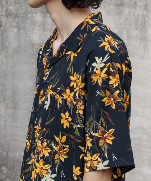 GLOSTER（グロスター）の「【圧巻の9柄展開のイチオシ半袖シャツが登場！】ジオメトリック/アート/フラワープリント アロハシャツ（シャツ/ブラウス・メンズ・ネイビー/グリーン系その他2/ブラック系その他4/ブラウン系その他3/ブラウン系その他4/ブラック系その他2/ブラック系その他3/ホワイト系その他/ブラック系その他・MEDIUM/LARGE）」の18枚目の写真