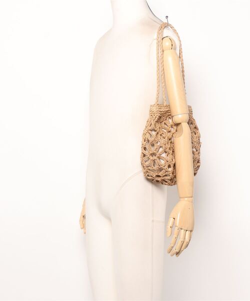 FREE'S MART（フリーズマート）の「フラワー雑材バッグ（トートバッグ・レディース・ライトグリーン/ベージュ・ﾌﾘ-）」の4枚目の写真