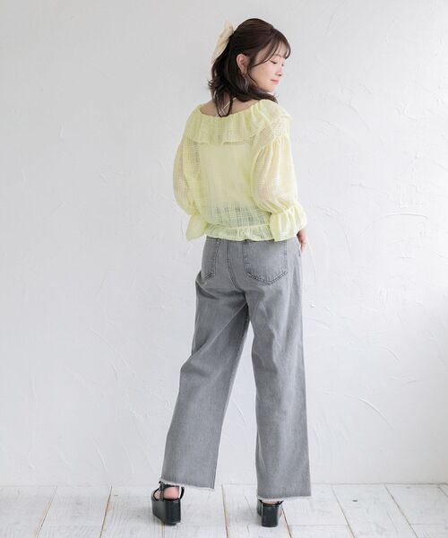 ems excite（エムズエキサイト）の「シアーチェックフリルカーデ（カーディガン/ボレロ・レディース・オフホワイト/イエロー/ブルー・FREE）」の14枚目の写真