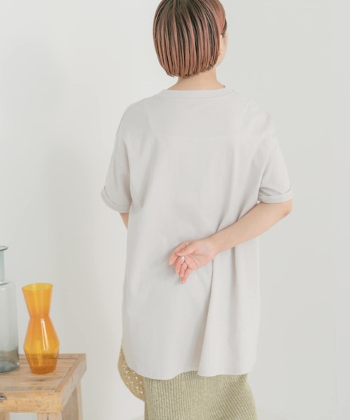 ITEMS URBANRESEARCH（アイテムズ アーバンリサーチ）の「オーガニックコットンフレアTシャツ（Tシャツ/カットソー・レディース・ブラック/グリーン/グレー系その他・FREE）」の6枚目の写真