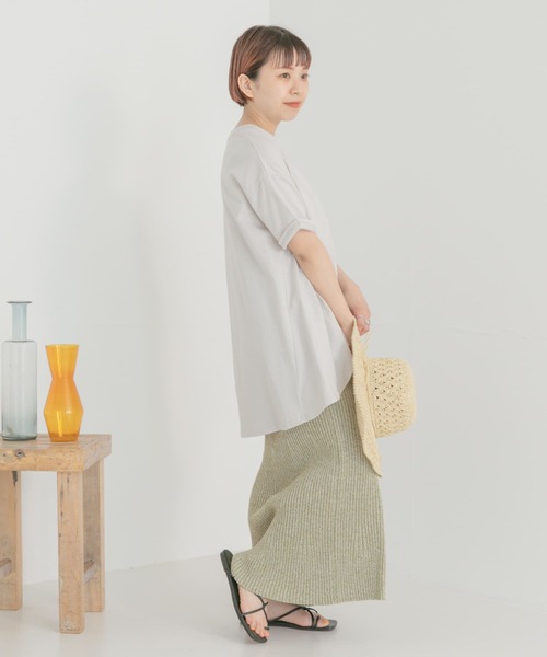 ITEMS URBANRESEARCH（アイテムズ アーバンリサーチ）の「オーガニックコットンフレアTシャツ（Tシャツ/カットソー・レディース・ブラック/グリーン/グレー系その他・FREE）」の13枚目の写真