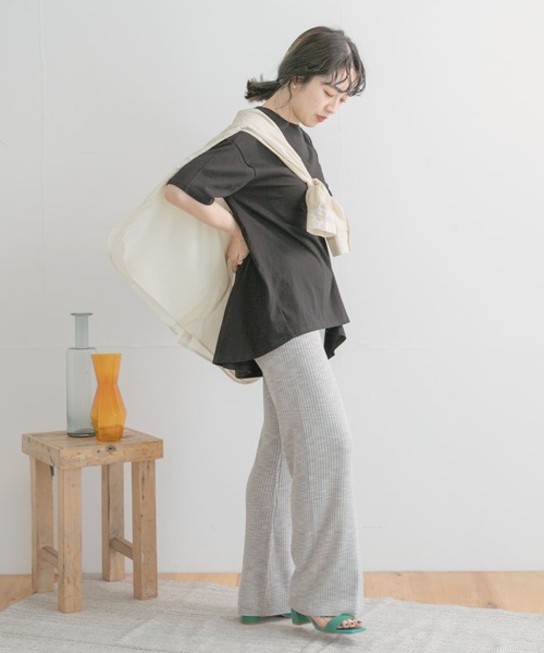 ITEMS URBANRESEARCH（アイテムズ アーバンリサーチ）の「オーガニックコットンフレアTシャツ（Tシャツ/カットソー・レディース・ブラック/グリーン/グレー系その他・FREE）」の21枚目の写真