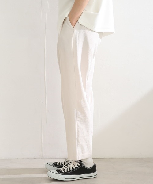 SENSE OF PLACE by URBAN RESEARCH（センスオブプレイスバイアーバンリサーチ）の「リネンライクタッククロップドパンツ（その他パンツ・メンズ・チャコールグレー/アイボリー・MEDIUM/LARGE）」の10枚目の写真