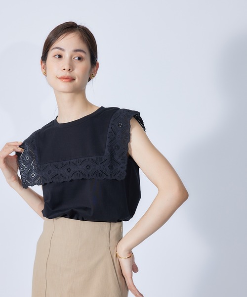 ROPE'(ロペ)の「コットン天竺エンブロイダリーコンパクトカットソー(Tシャツ/カットソー・レディース・ホワイト/ブラック・38)」の2枚目の写真