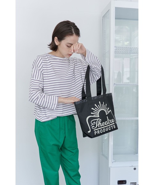 THEATRE PRODUCTS(シアタープロダクツ)の「ナイロンロゴトート(トートバッグ・レディース・ブラック/ベージュ・FREE)」の3枚目の写真