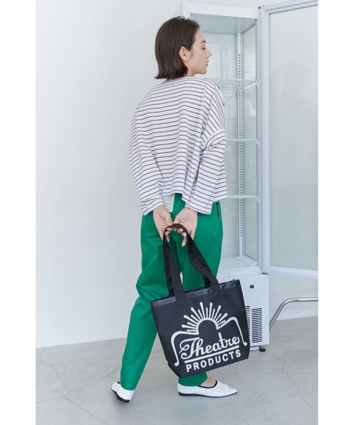 THEATRE PRODUCTS(シアタープロダクツ)の「ナイロンロゴトート(トートバッグ・レディース・ブラック/ベージュ・FREE)」の5枚目の写真