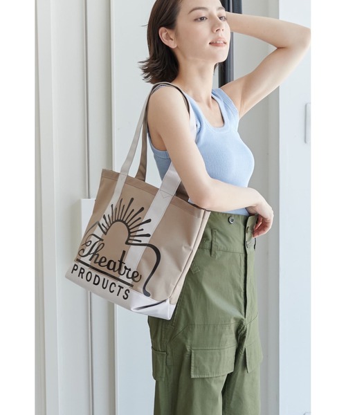 THEATRE PRODUCTS(シアタープロダクツ)の「ナイロンロゴトート(トートバッグ・レディース・ブラック/ベージュ・FREE)」の7枚目の写真