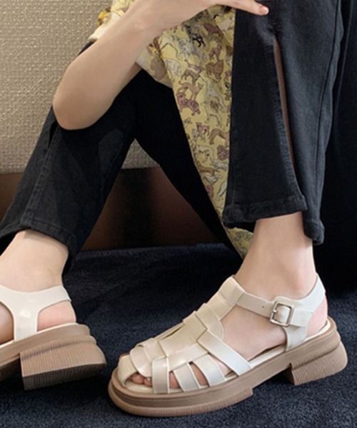 Doula Doula（ドゥーラドゥーラ）の「フラットグルカサンダル（サンダル・レディース・ブラック/ベージュ・S/M/L）」の3枚目の写真