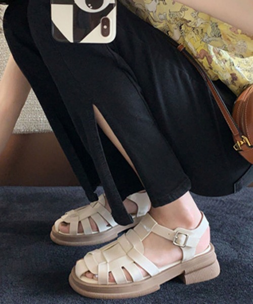 Doula Doula（ドゥーラドゥーラ）の「フラットグルカサンダル（サンダル・レディース・ブラック/ベージュ・S/M/L）」の22枚目の写真