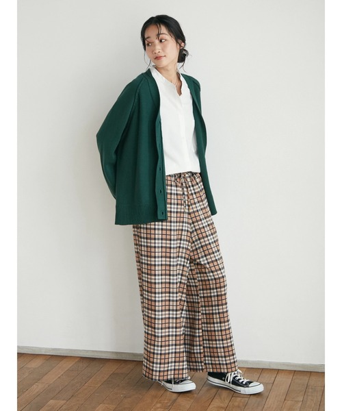CRAFT STANDARD BOUTIQUE(クラフトスタンダードブティック)の「Vネックアウトリンキングカーディガン *◆(カーディガン/ボレロ・レディース・ブラック/ネイビー/レッド/グリーン/ライトベージュ・M/L)」の9枚目の写真