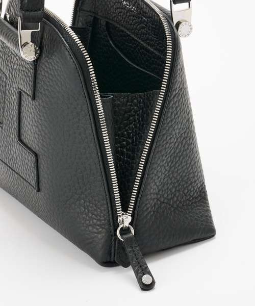 IACUCCI（イアクッチ）の「ギブリ S ALCE（トートバッグ・レディース・ブラック/グレイッシュベージュ・FREE）」の20枚目の写真