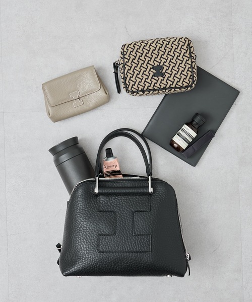 IACUCCI（イアクッチ）の「ギブリ S ALCE（トートバッグ・レディース・ブラック/グレイッシュベージュ・FREE）」の3枚目の写真